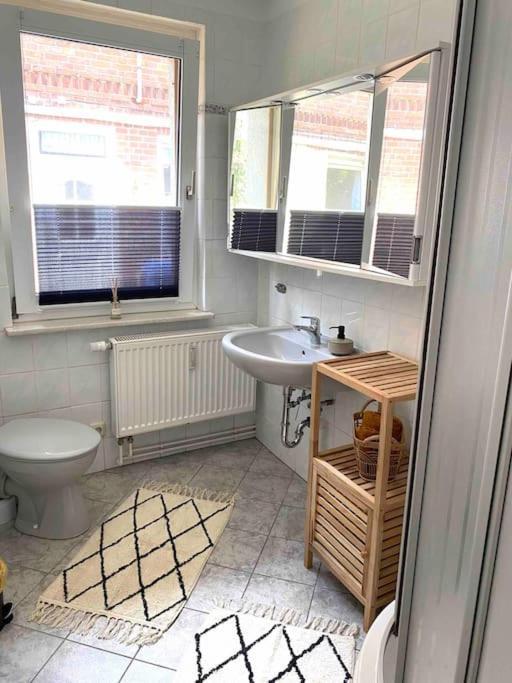 Zudar Ferienwohnung Nr. 1 Terrasse Bodden Kanu Bootssteg מראה חיצוני תמונה